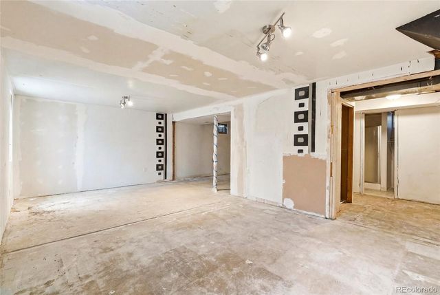 4700 Ashfield Court, Boulder, CO 80301