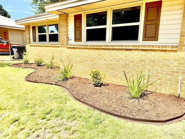 722 Locust Drive, Jonesboro, AR 72401