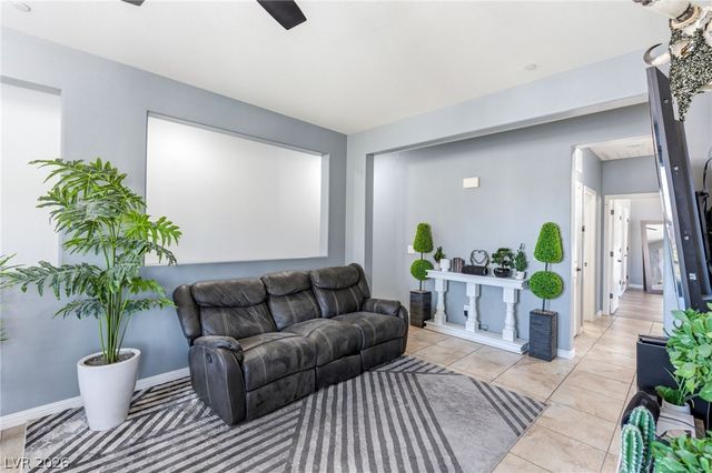 8433 Insignia Avenue 101, Las Vegas, NV 89178