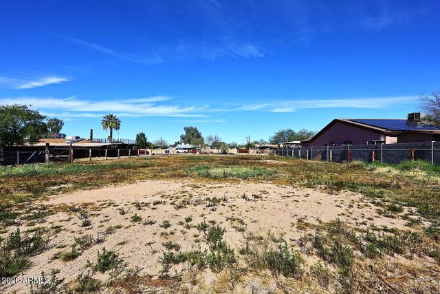 3025 E Hartford Avenue B, Phoenix, AZ 85032