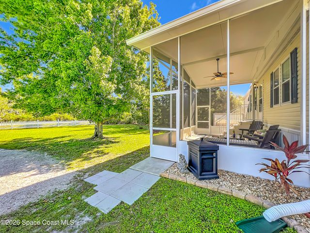9040 Mercury Drive, St. Cloud, FL 34773