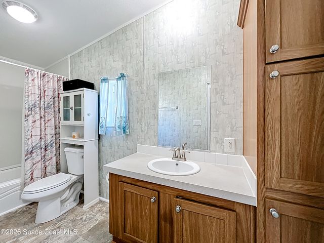 9040 Mercury Drive, St. Cloud, FL 34773
