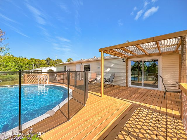 9040 Mercury Drive, St. Cloud, FL 34773