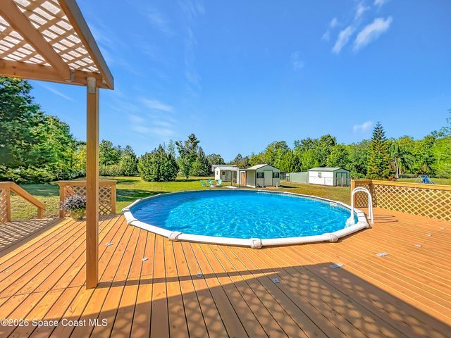 9040 Mercury Drive, St. Cloud, FL 34773