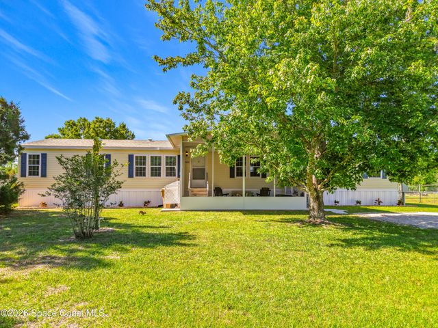 9040 Mercury Drive, St. Cloud, FL 34773