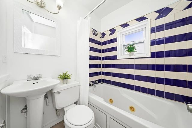 1320 S 49th Avenue, Cicero, IL 60804