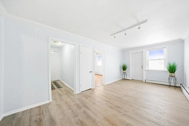 1320 S 49th Avenue, Cicero, IL 60804