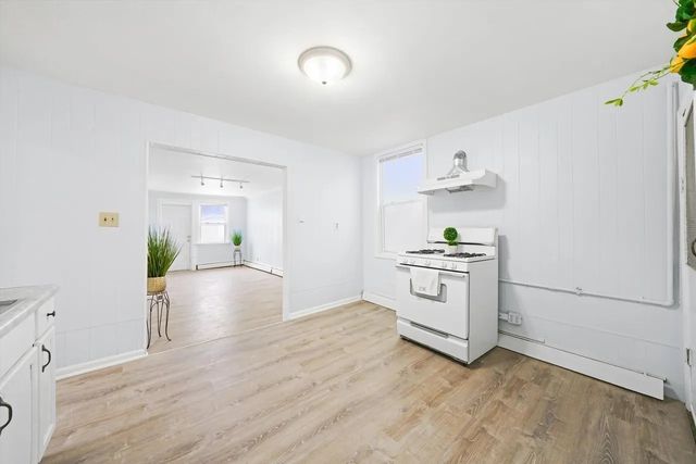 1320 S 49th Avenue, Cicero, IL 60804