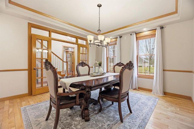 3020 E FALLCREEK LANE, Appleton, WI 54913