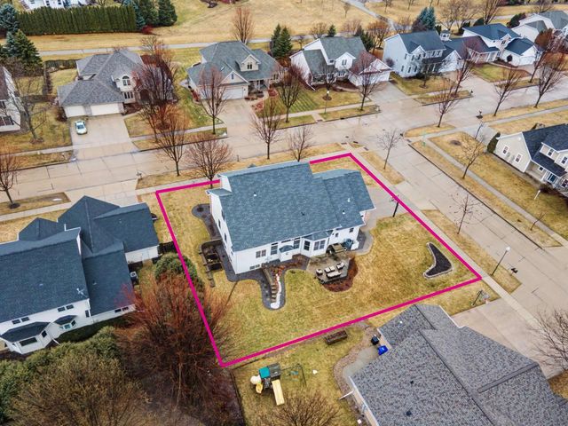 3020 E FALLCREEK LANE, Appleton, WI 54913