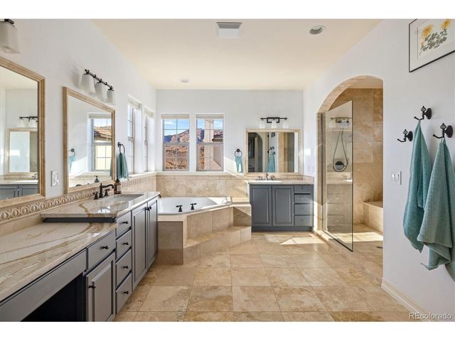 15232 W Warren Dr, Lakewood, CO 80228