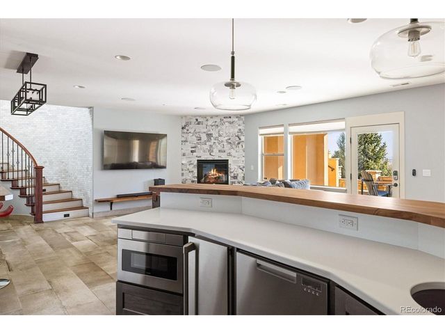 15232 W Warren Dr, Lakewood, CO 80228