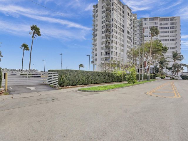 11930 N Bayshore Drive 1407, North Miami, FL 33181
