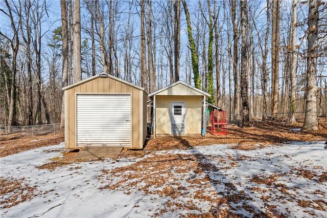 4917 Streamside Drive, Mcleansville, NC 27301