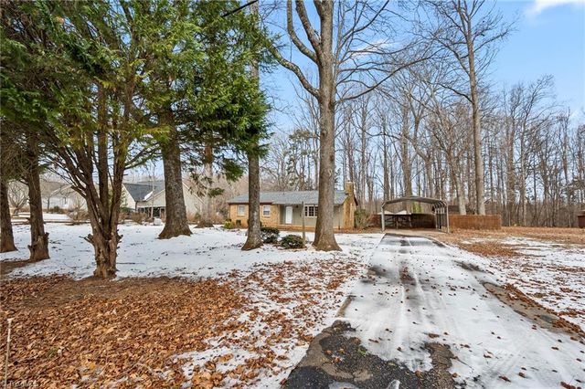 4917 Streamside Drive, Mcleansville, NC 27301