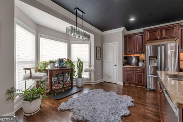 2153 W Village Lane SE, Smyrna, GA 30080