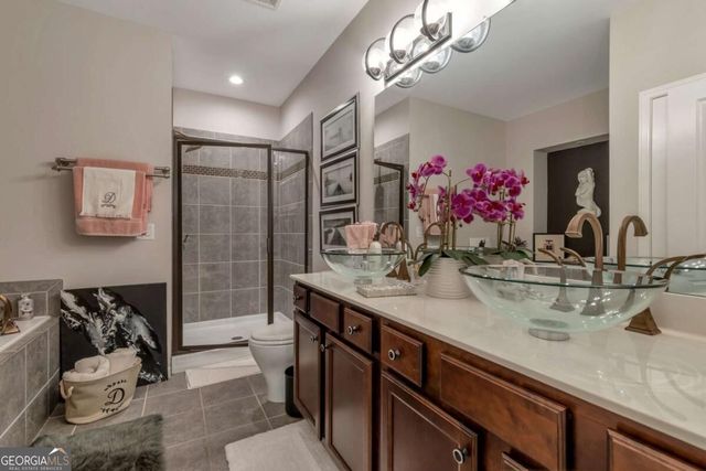 2153 W Village Lane SE, Smyrna, GA 30080