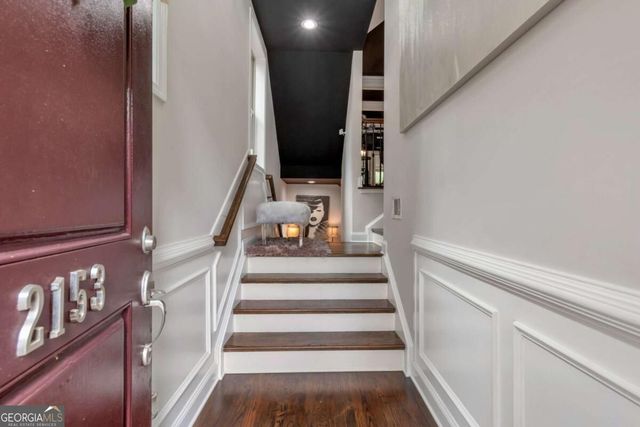 2153 W Village Lane SE, Smyrna, GA 30080