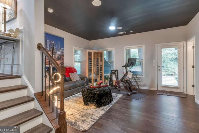 2153 W Village Lane SE, Smyrna, GA 30080