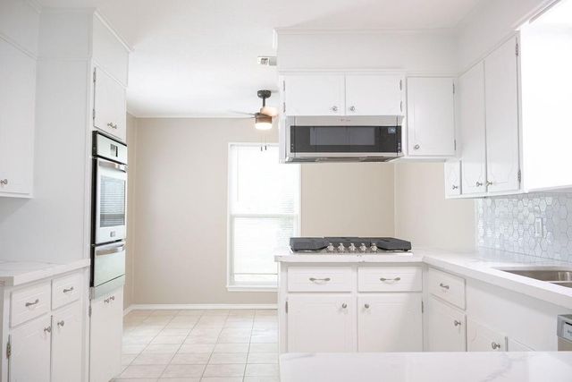 3240 County Road 155, Alvin, TX 77511