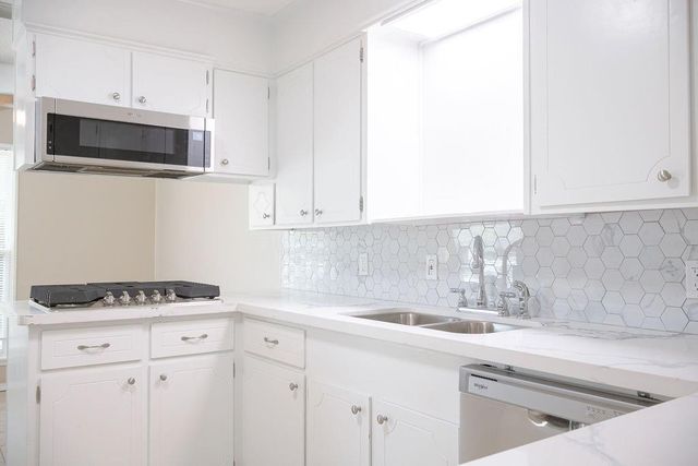 3240 County Road 155, Alvin, TX 77511