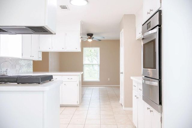 3240 County Road 155, Alvin, TX 77511