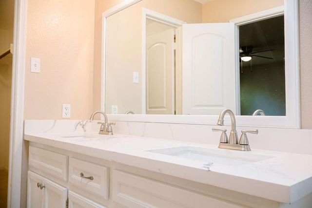 3240 County Road 155, Alvin, TX 77511