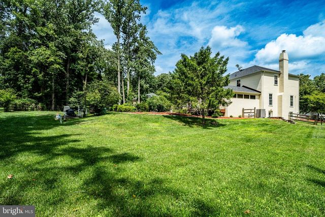 4 DENFORD DR, Newtown Square, PA 19073
