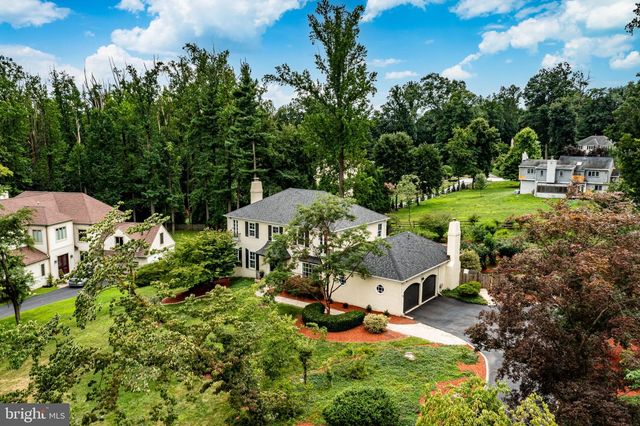 4 DENFORD DR, Newtown Square, PA 19073