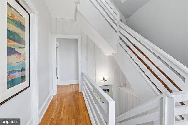 5 PARK AVE, Oreland, PA 19075