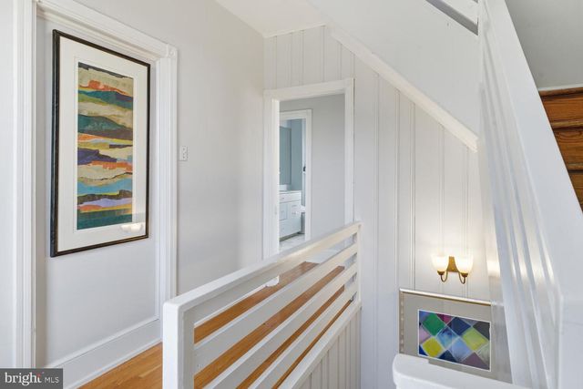 5 PARK AVE, Oreland, PA 19075