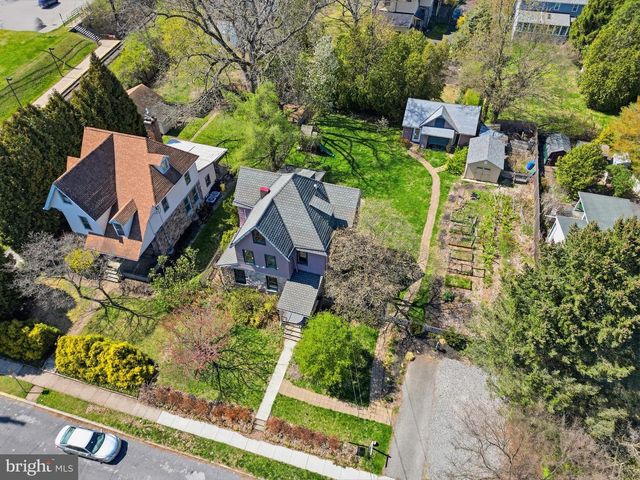5 PARK AVE, Oreland, PA 19075