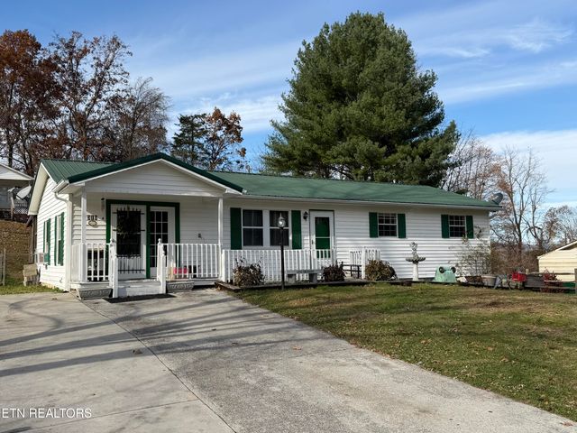 310 Hollifield Drive, Jacksboro, TN 37757