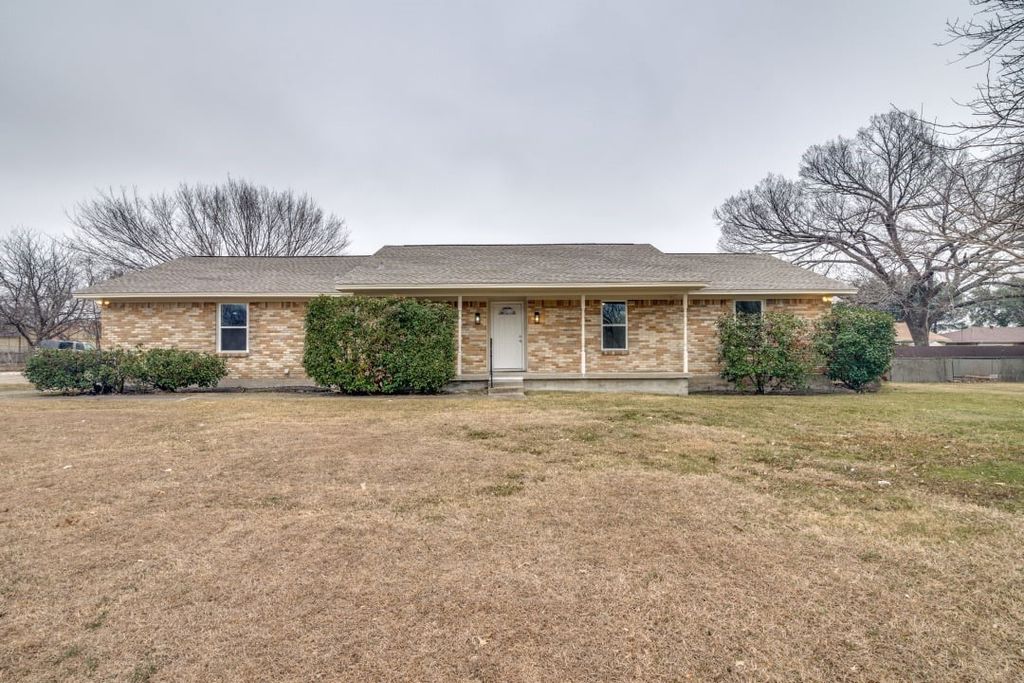 4110 Skyline Drive, Rowlett, TX 75088