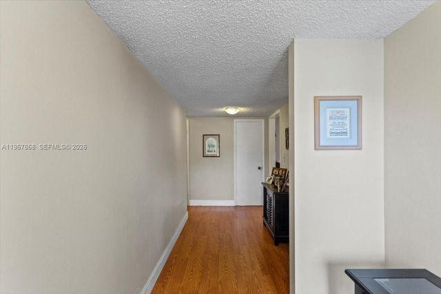 9750 SW 143rd Dr, Miami, FL 33176