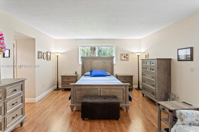 9750 SW 143rd Dr, Miami, FL 33176