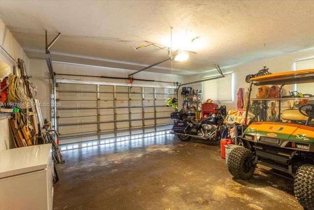 9750 SW 143rd Dr, Miami, FL 33176