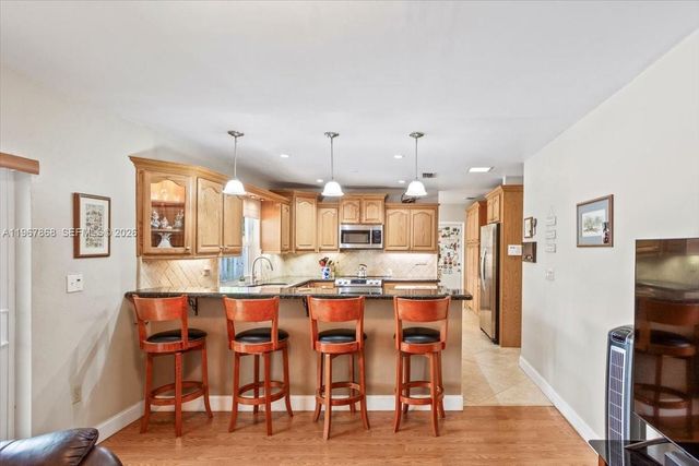 9750 SW 143rd Dr, Miami, FL 33176