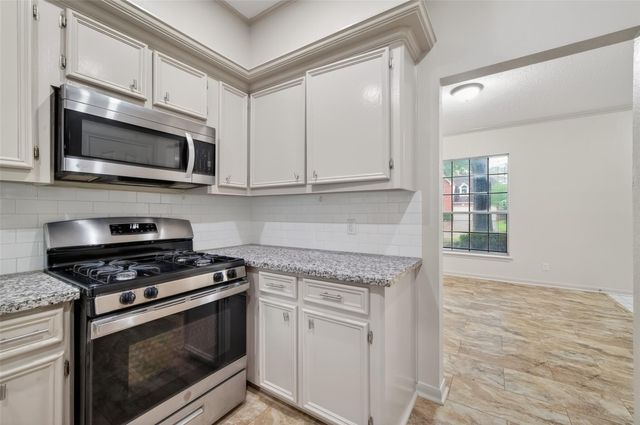 11818 Snowberry Drive, Cypress, TX 77429