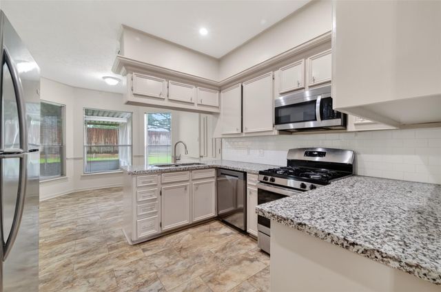 11818 Snowberry Drive, Cypress, TX 77429