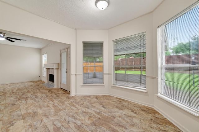 11818 Snowberry Drive, Cypress, TX 77429