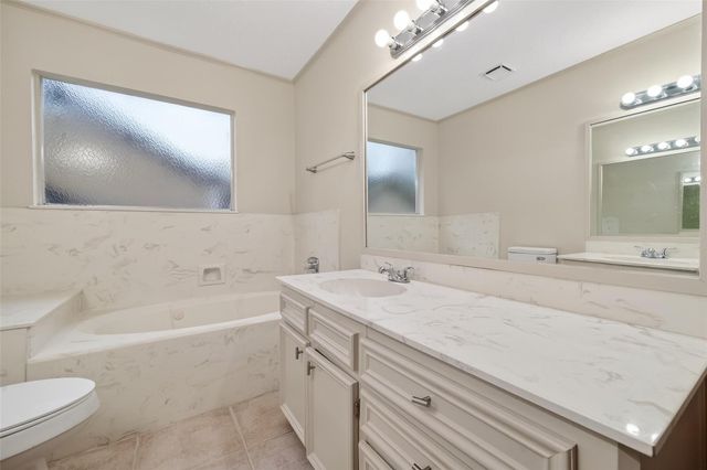 11818 Snowberry Drive, Cypress, TX 77429