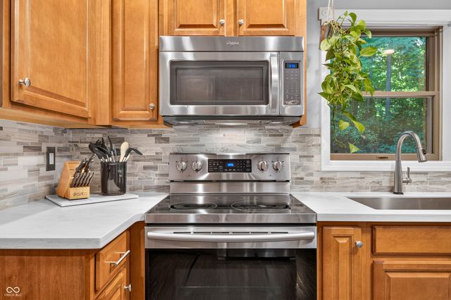 8206 Liberty, Mooresville, IN 46158