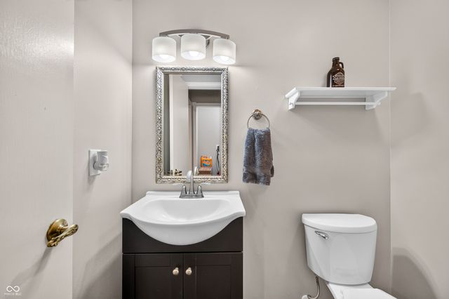 8206 Liberty, Mooresville, IN 46158