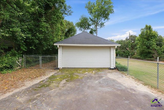 3850 The Prado, Macon, GA 31204