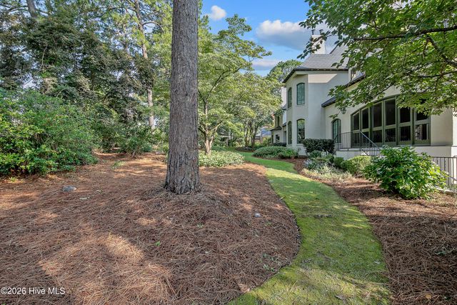 1128 Longleaf Drive, Fayetteville, NC 28305