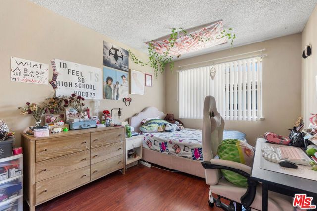 1021 W Sierra Madre Avenue 4, Azusa, CA 91702