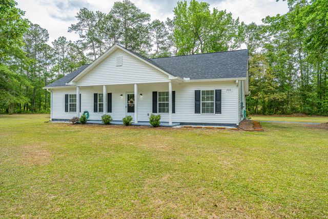 326 Turner Lane, Round O, SC 29474