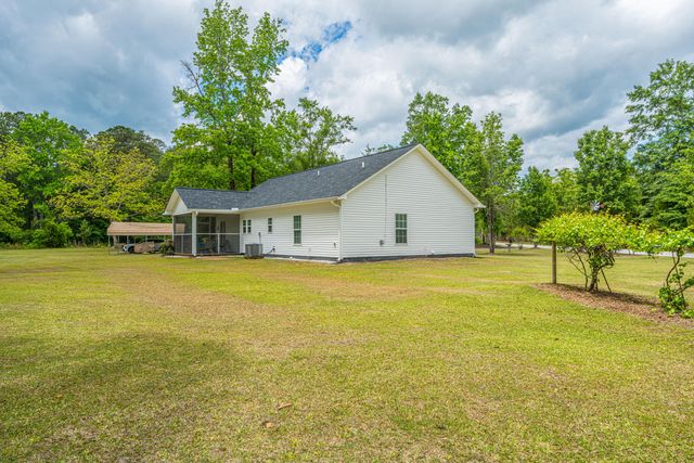 326 Turner Lane, Round O, SC 29474
