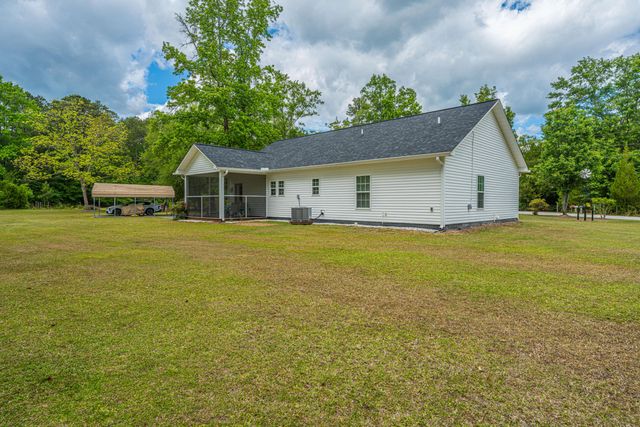 326 Turner Lane, Round O, SC 29474